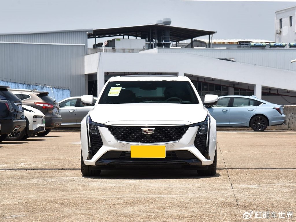 還是凱迪拉克厚道!全系2.0T+后驅,配置拉滿,不到20萬就能買