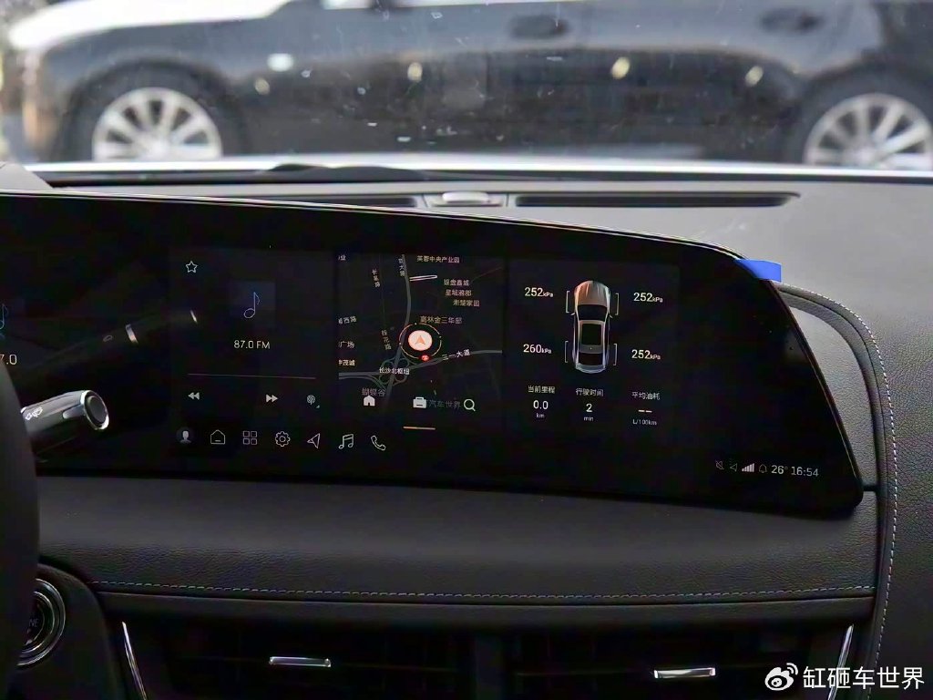 還是凱迪拉克厚道!全系2.0T+后驅,配置拉滿,不到20萬就能買